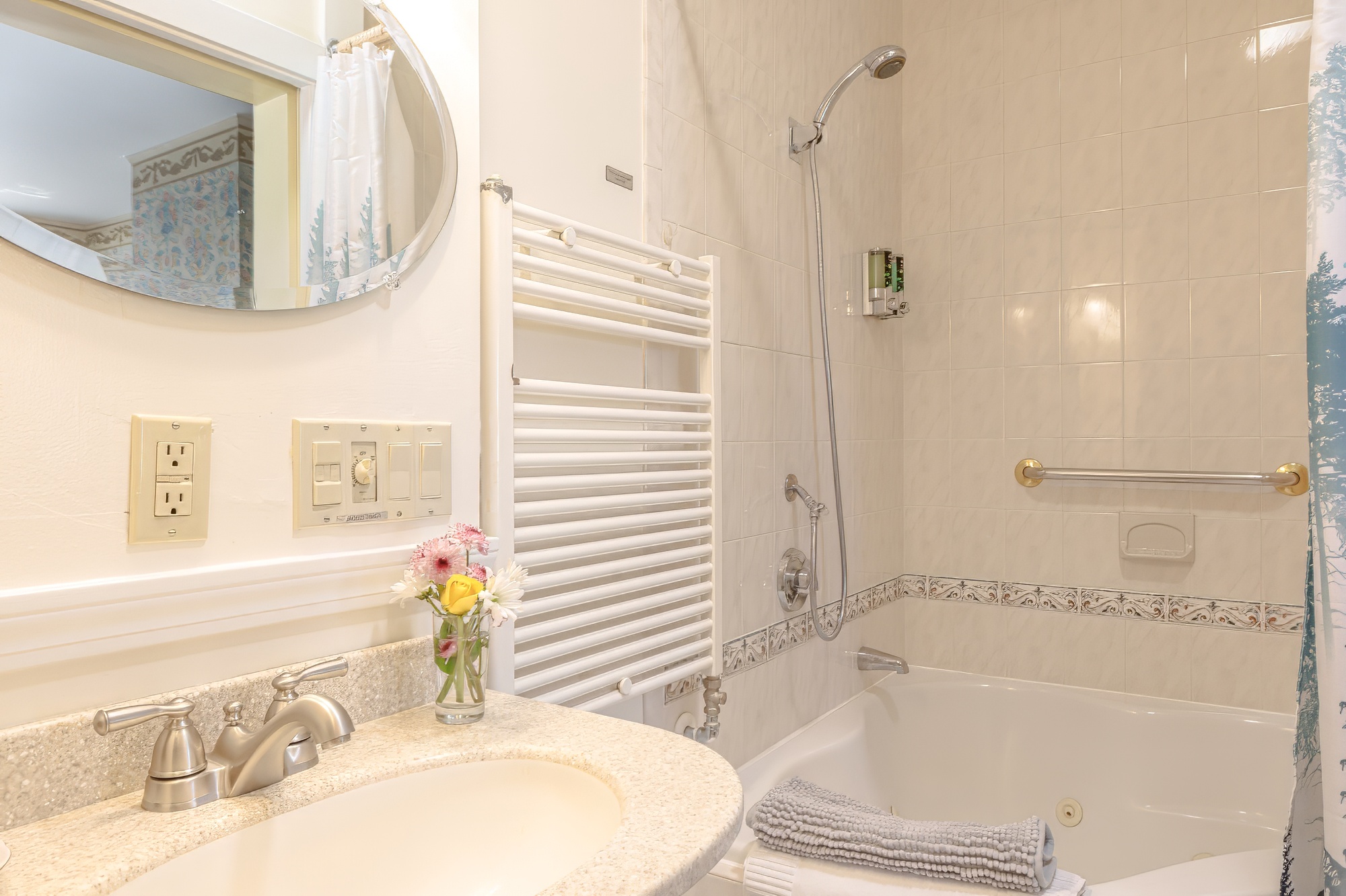 153-Mina Monte Booking.com-DTP