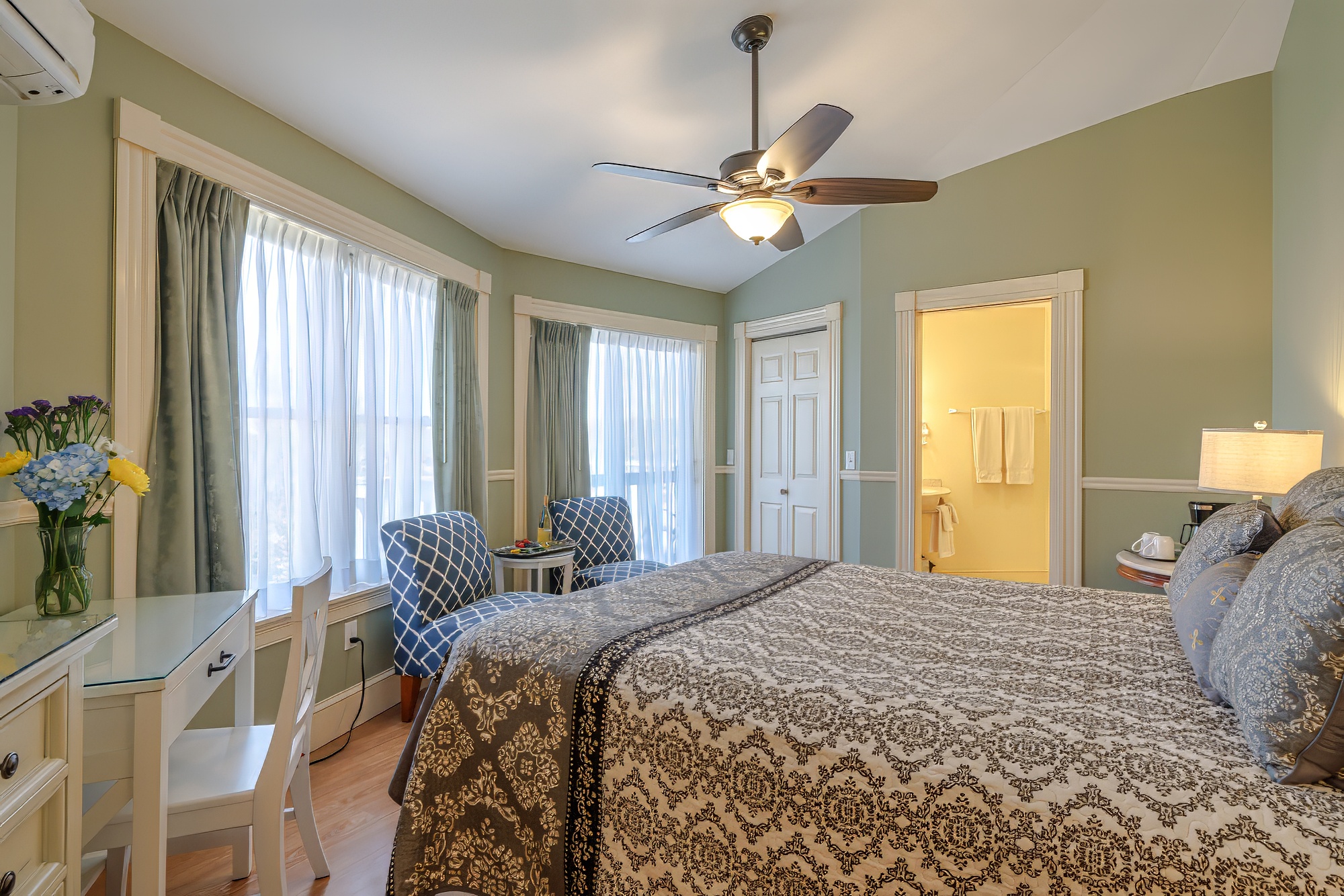 209-Mina Monte Booking.com-DTP