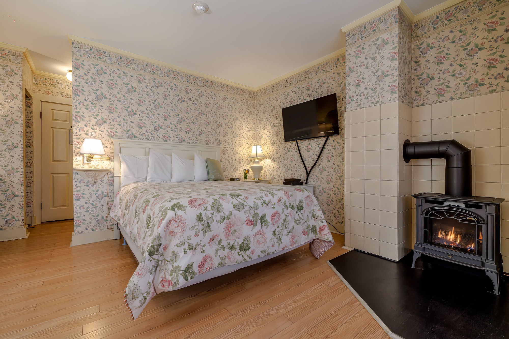 74-Mina Monte Booking.com-DTP