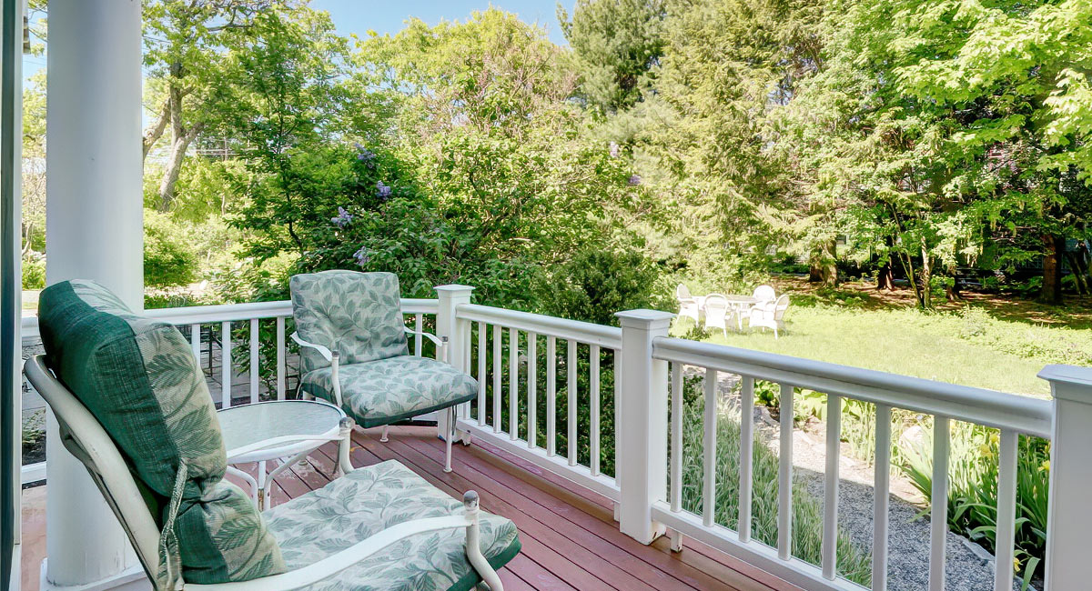 Marlborough Deck