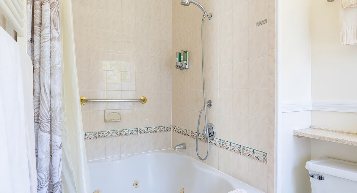 Atlantic whirlpool tub