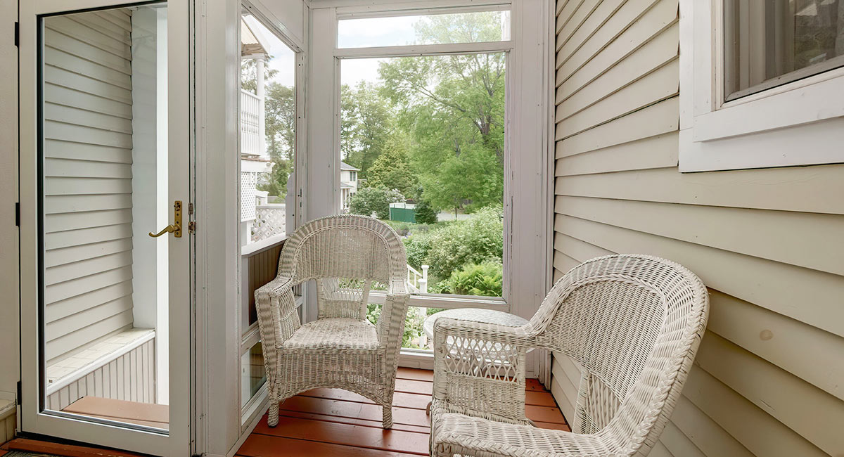 Carriage Road Room porch