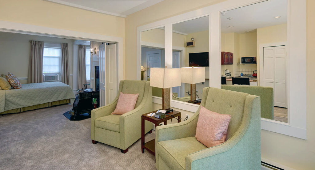 Carriage Road Room sitting area