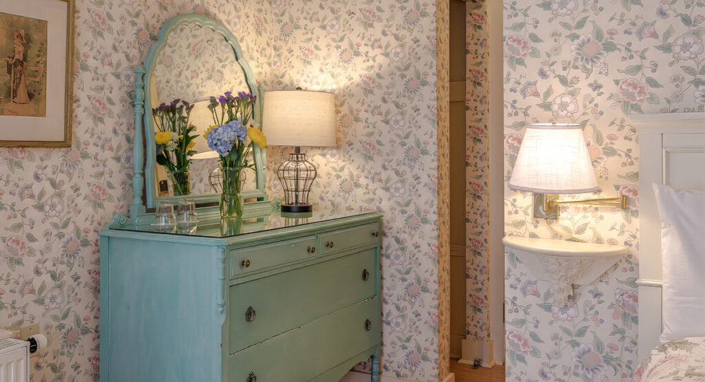 The Del Isle Room dresser