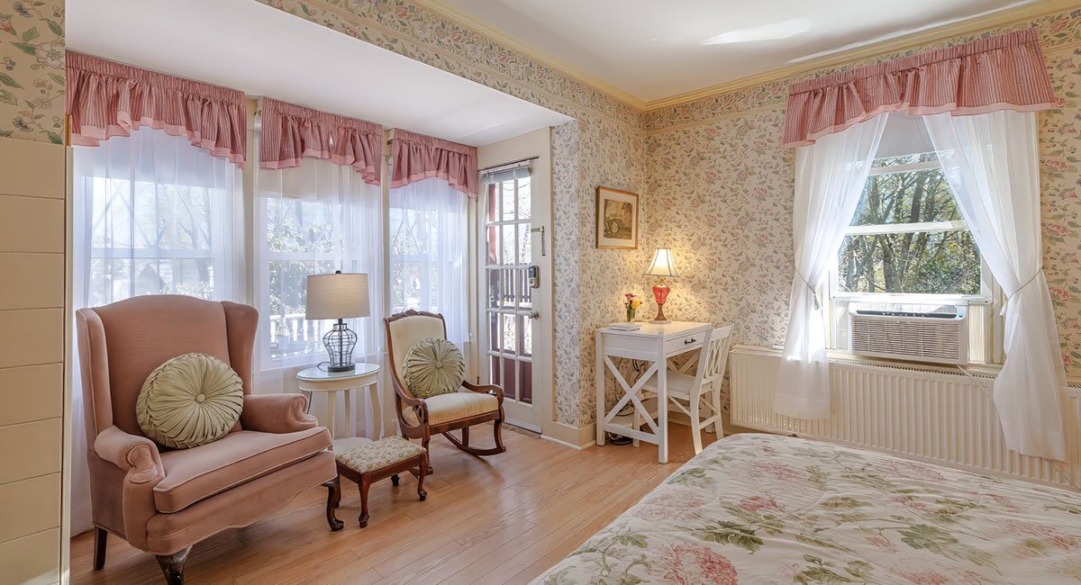 The Del Isle Room
