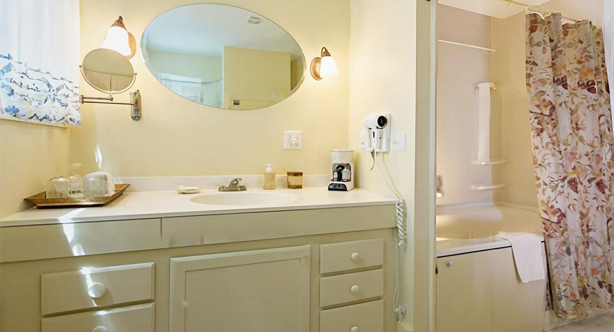 Mt Desert Bathroom