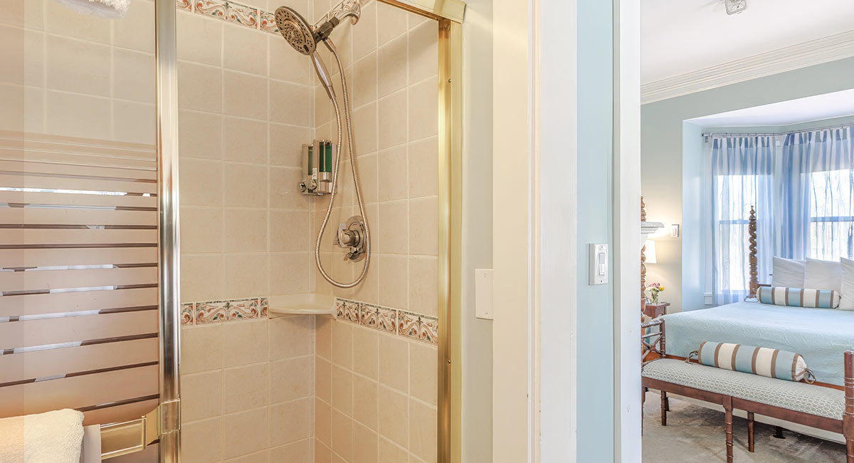 Newport shower