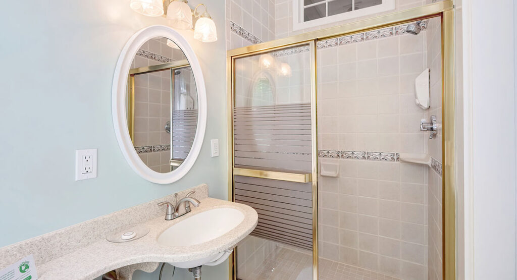 Newport sink and shower