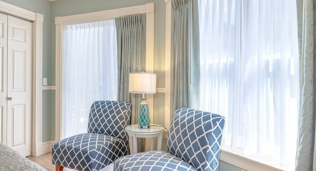 Rocklynn sitting area