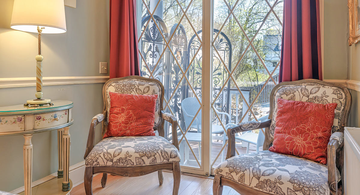 St Saveur sitting area