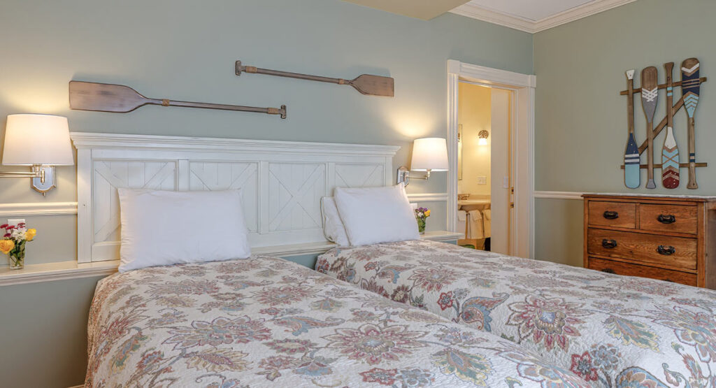 Wingwood Suite  twin beds